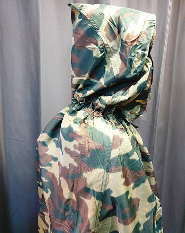 Плащ палатка плащ-накидка специальная СПН с надувным матрасом фото